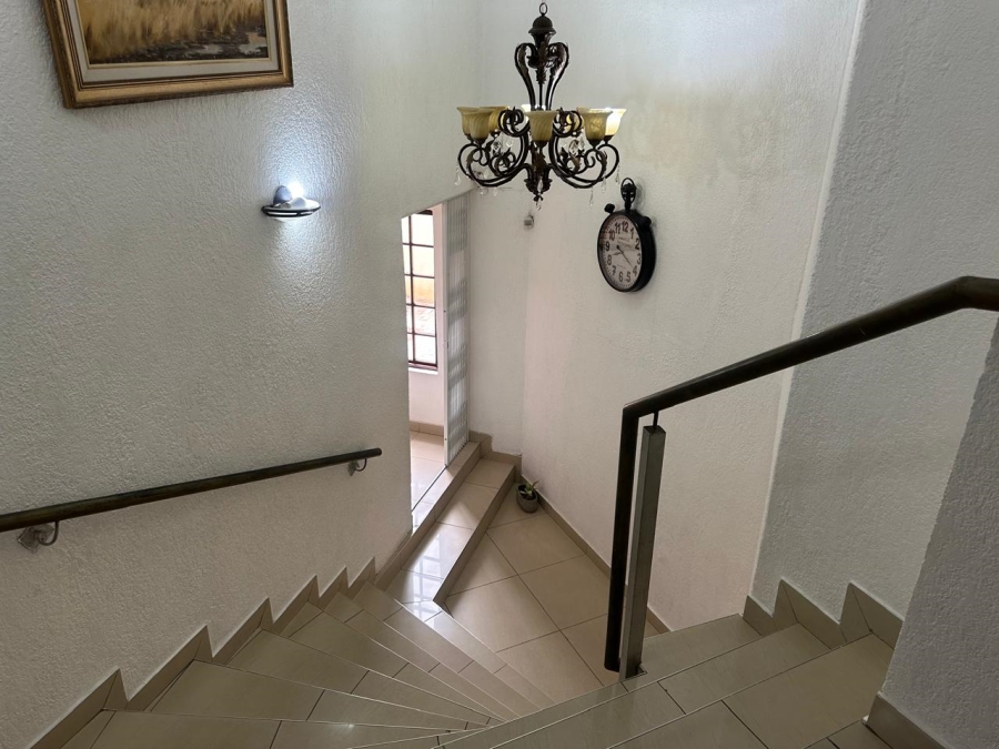 9 Bedroom Property for Sale in Safari Gardens North West